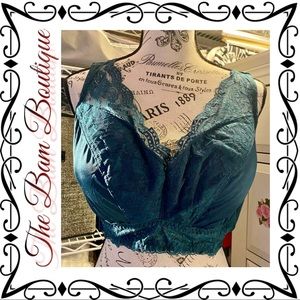 Plus Size PinUp Girl Lace Leisure Bra w/Pads